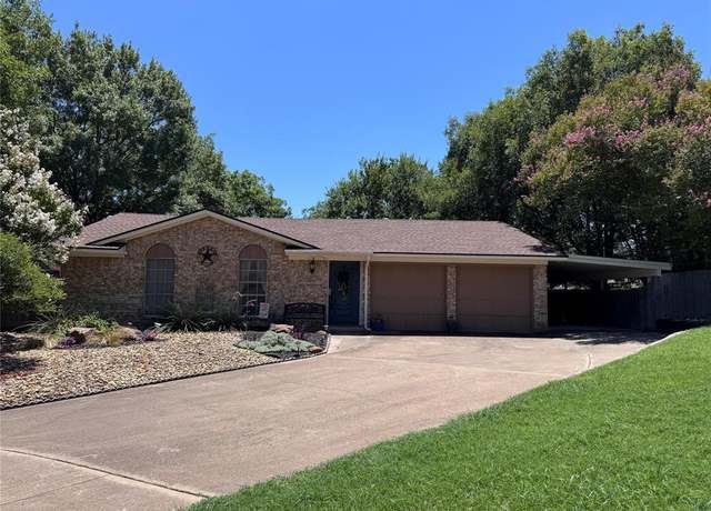 Property at 4208 Shipley Ct, Benbrook, TX 76116, 4 beds, 2 baths