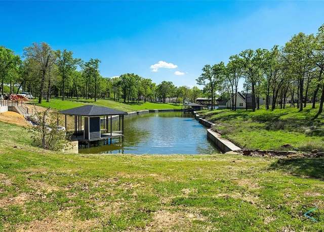 Property at 112 Pinnacle Club Dr, Mabank, TX 75156
