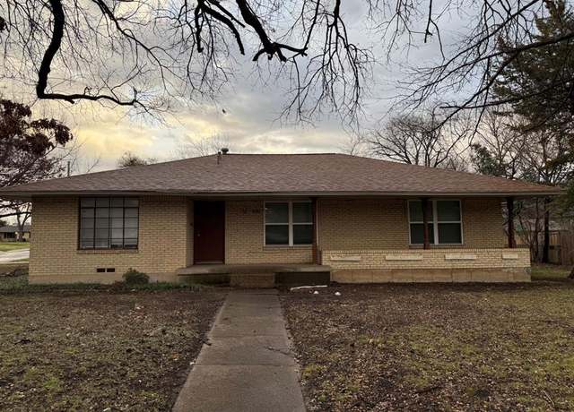 Property at 2806 E Atoll Dr, Dallas, TX 75216, 3 beds, 1 bath