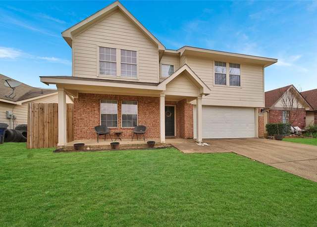 Property at 2816 Saint Bernard Dr, Dallas, TX 75233, 4 beds, 2.5 baths