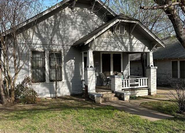 Property at 2220 Prospect Ave, Fort Worth, TX 76164, 3 beds, 2 baths