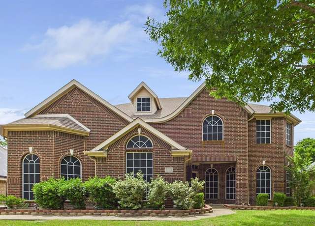 Property at 1264 Carriage Creek Dr, Desoto, TX 75115, 5 beds, 3.5 baths