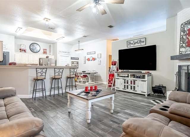 Property at 1228 Meadow Gln, Crowley, TX 76036, 3 beds, 2 baths