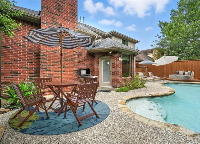 Property at 715 Rockcrossing Ln, Allen, TX 75002, 4 beds, 2.5 baths