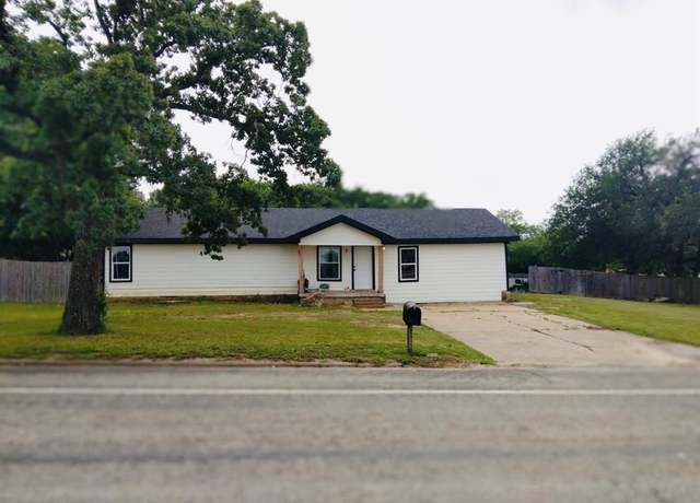 Property at 4238 Martin Luther King Fwy, Fort Worth, TX 76119, 3 beds, 2 baths