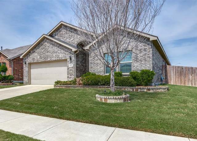 Property at 2537 Red Draw Rd, Fort Worth, TX 76177, 3 beds, 2 baths