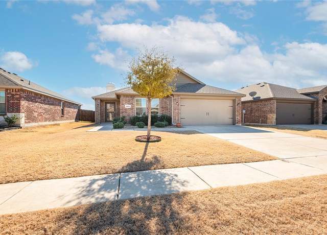 Property at 1809 Princeton Ave, Farmersville, TX 75442, 4 beds, 2 baths