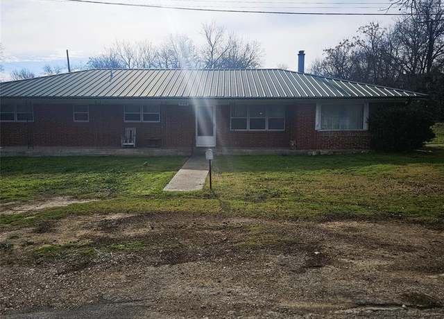 Property at 506 Mary St, Clifton, TX 76634, 3 beds, 2 baths