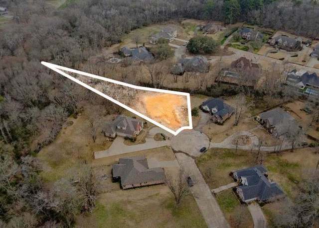 Property at 912 Holly Hill Ln, Mount Pleasant, TX 75455