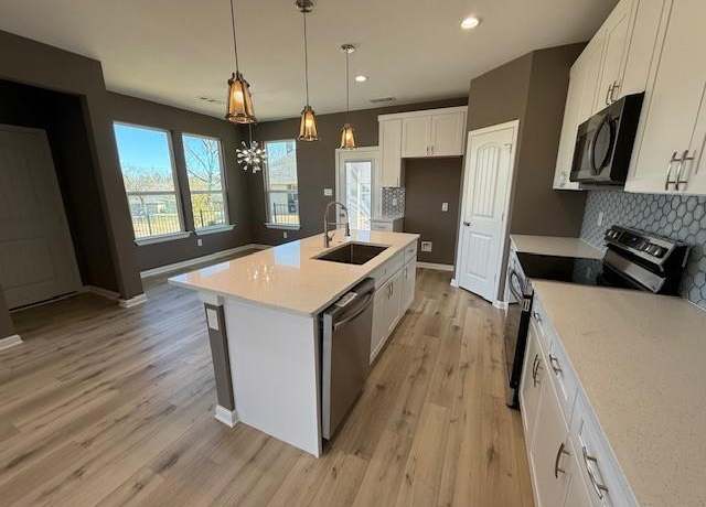 Property at 836 E Heath St, Rockwall, TX 75087, 3 beds, 2 baths