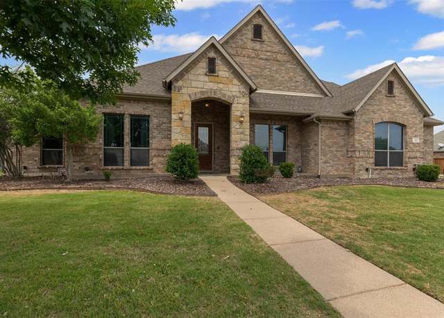 Property at 1410 Plum Creek Dr, Midlothian, TX 76065, 4 beds, 3 baths