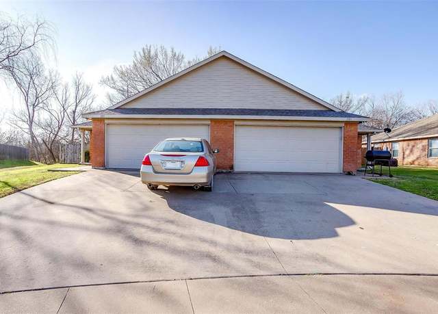 Property at 201 Robin St, Crowley, TX 76036, 6 beds, 4 baths
