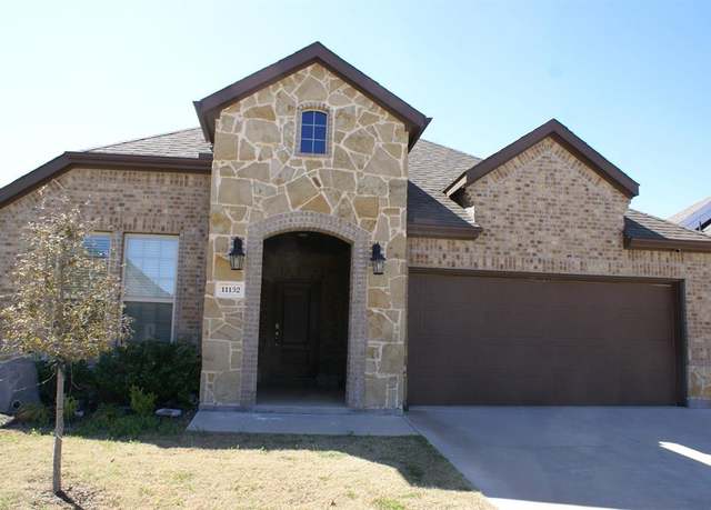 Property at 11132 Ranchera Dr, Aubrey, TX 76227, 3 beds, 2 baths