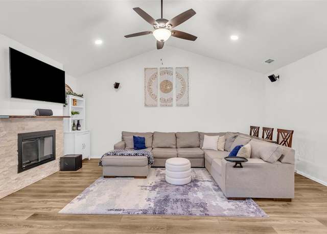 Property at 2212 Hurstview Dr, Hurst, TX 76054, 3 beds, 2 baths