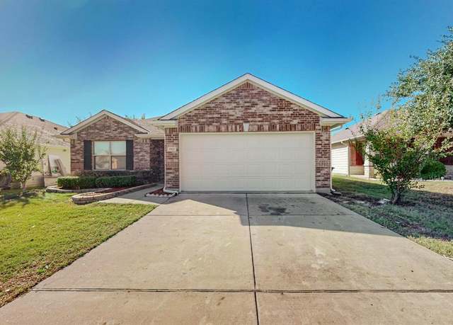 Property at 1922 Beach Dr, Dallas, TX 75051, 3 beds, 2 baths
