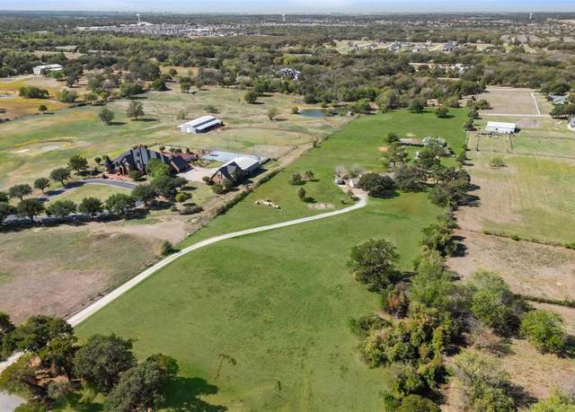 Property at 581 Jernigan Rd, Copper Canyon, TX 75077, 3 beds, 3 baths
