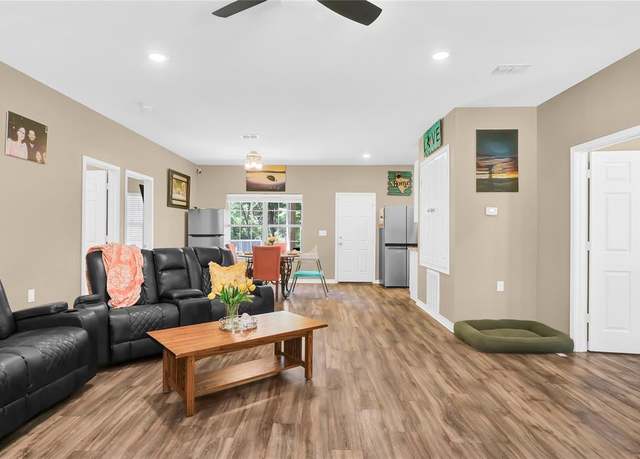 Property at 411 Johnson St, Longview, TX 75602, 3 beds, 2 baths