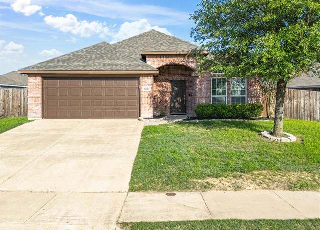 Property at 6813 Falconer Way, Fort Worth, TX 76179, 3 beds, 2 baths