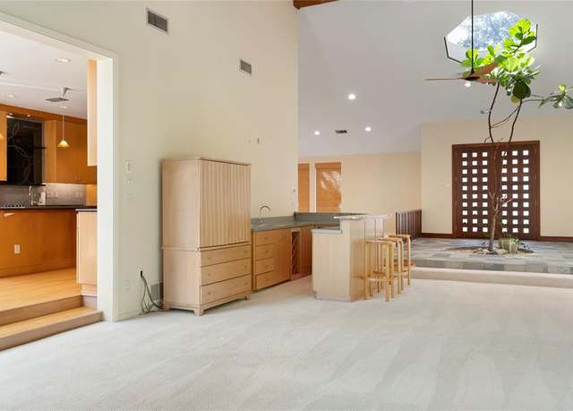 Property at 10823 Pagewood Pl, Dallas, TX 75230, 4 beds, 3.5 baths