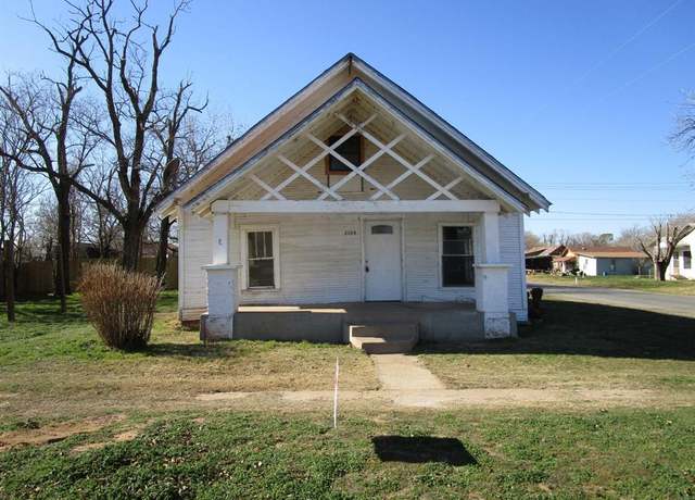 Property at 2104 Lexington St, Vernon, TX 76384, 3 beds, 1 bath