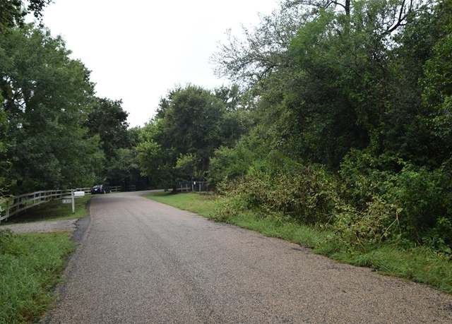 Property at 2604 Forest Park Dr, Granbury, TX 76048