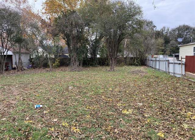 Property at 1109 N 34th St, Waco, TX 76710