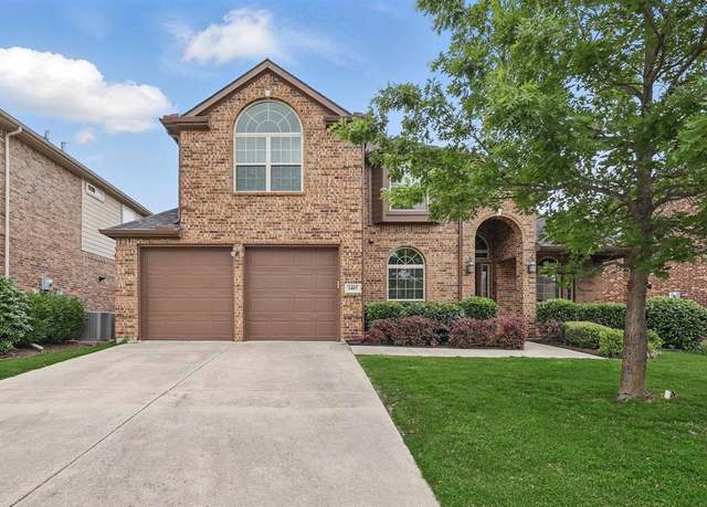 Property at 1405 Bateman Ln, Celina, TX 75009, 4 beds, 2.5 baths