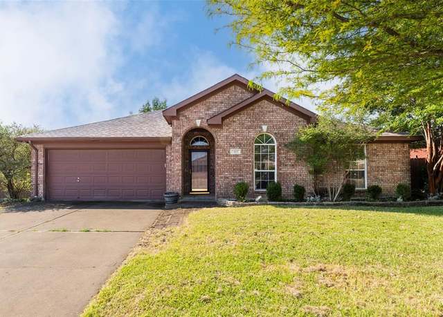 Property at 1813 Cozumel Dr, Mansfield, TX 76063, 4 beds, 2 baths