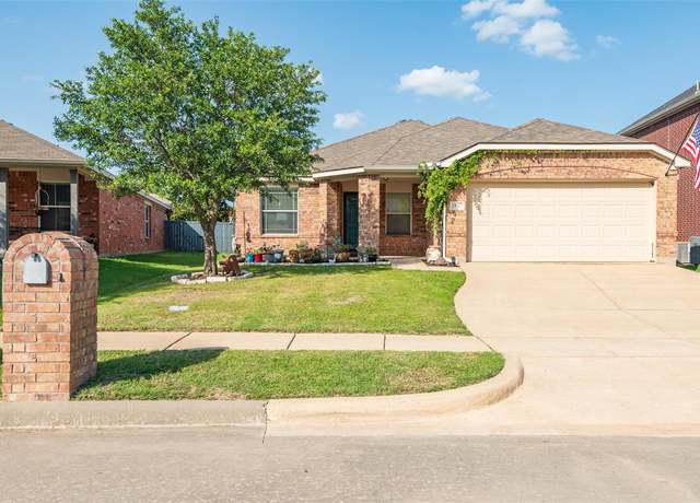 Property at 1517 Asbury Dr, Van Alstyne, TX 75495, 4 beds, 2 baths