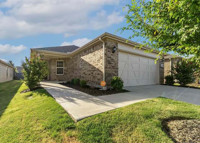 Property at 7672 Monument Dr, Little Elm, TX 76227, 2 beds, 2 baths
