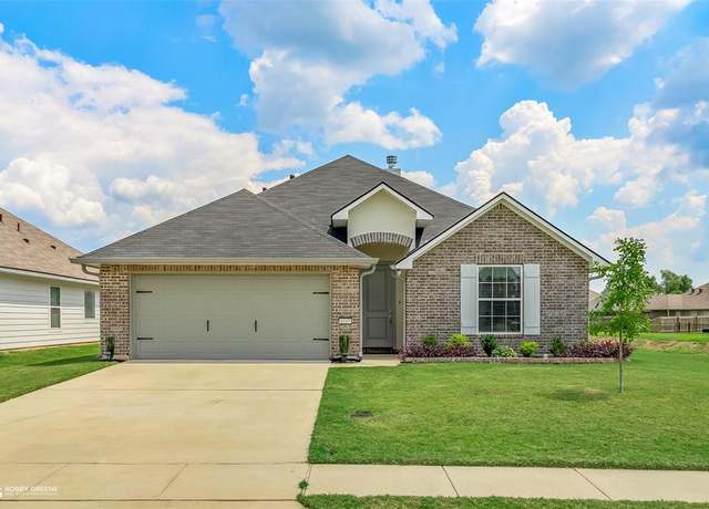 Property at 4165 Grassy Lake Dr, Bossier City, LA 71111, 3 beds, 2 baths
