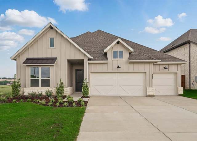 Property at 305 Fire Blade Dr, Aledo, TX 76008, 4 beds, 3 baths
