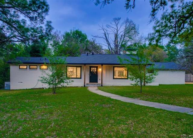 Property at 957 Meadow Oaks Dr, Arlington, TX 76010, 2 beds, 2 baths