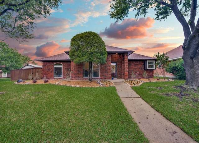 Property at 424 W Oak St, Wylie, TX 75098, 3 beds, 2 baths