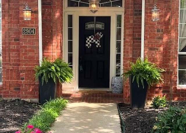 Property at 2904 Branch Hollow Cir, Flower Mound, TX 75028, 3 beds, 2 baths