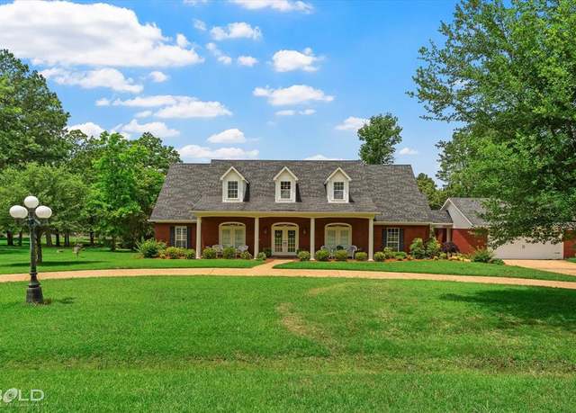 Property at 10198 Castanedo Ct, Keithville, LA 71047, 3 beds, 4 baths