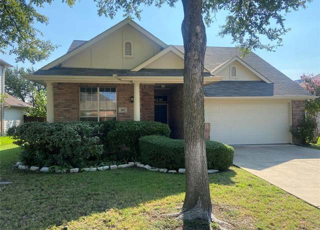 Property at 302 Crabapple Dr, Wylie, TX 75098, 4 beds, 2 baths