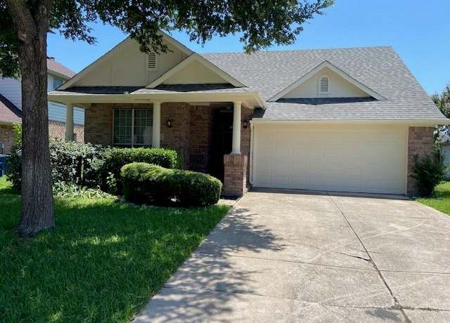 Property at 302 Crabapple Dr, Wylie, TX 75098, 4 beds, 2 baths