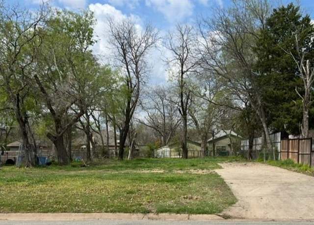 Property at 1325 E Thomas St, Sherman, TX 75090