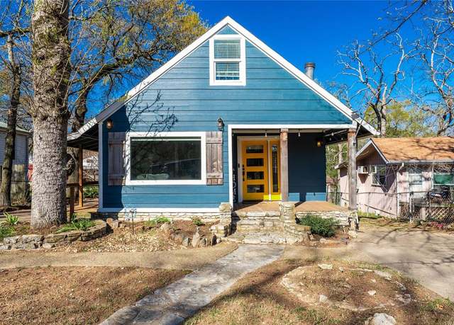 Property at 1112 Doe Run Dr, Tool, TX 75143, 3 beds, 2 baths