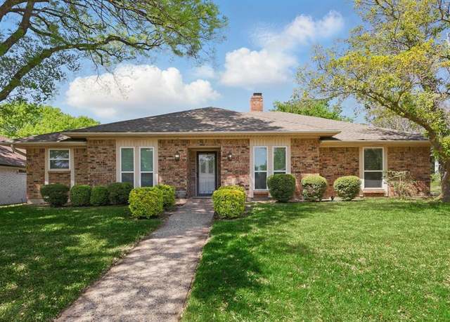 Property at 2213 Silver Holly Ln, Richardson, TX 75082, 4 beds, 2.5 baths