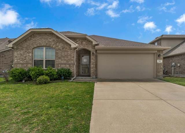 Property at 702 Grassland Way, Arlington, TX 76002, 4 beds, 2 baths