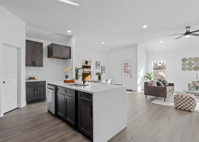 Property at 815 Lake View Rdg, White Settlement, TX 76108, 4 beds, 2 baths