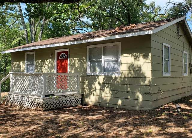Property at 102 Cordoba St, Payne Springs, TX 75156, 2 beds, 1 bath
