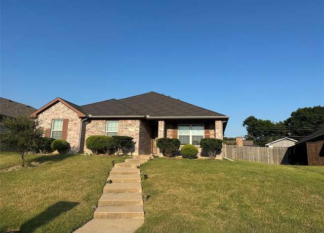 Property at 7812 Oak Garden Trl, Dallas, TX 75232, 3 beds, 2 baths