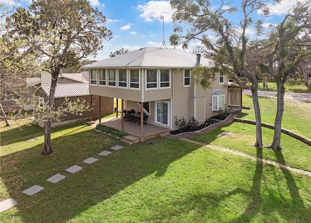 Property at 187 CR 1766, Clifton, TX 76634, 3 beds, 2 baths