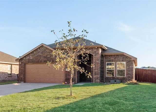 Property at 9765 Osprey Dr, Fort Worth, TX 76108, 3 beds, 2 baths