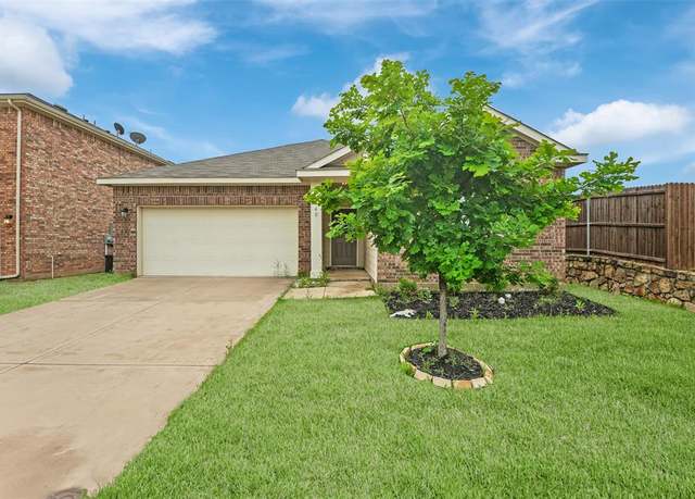 Property at 440 Scuttle Dr, Crowley, TX 76036, 3 beds, 2 baths