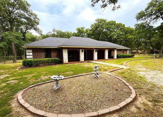 Property at 9644 Deer Park, Quinlan, TX 75474, 3 beds, 2.5 baths