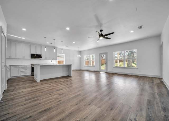 Property at 2420 Givendale Rd, Dallas, TX 75241, 3 beds, 2 baths